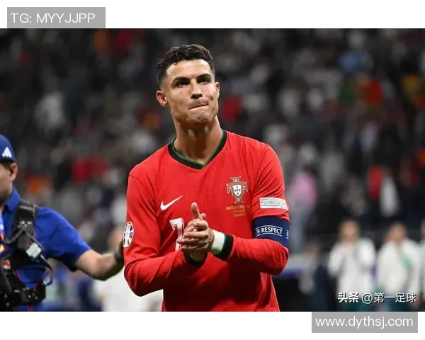 全球足球历史百大球星盘点:足坛传奇与巅峰时刻回顾 全球足球历史百大球星盘点:足坛传奇与巅峰时刻回顾