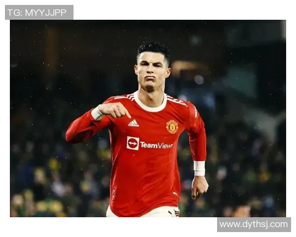 足球界颜值巅峰:那些既能踢出精彩又让人惊叹的帅气球星 足球界颜值巅峰:那些既能踢出精彩又让人惊叹的帅气球星