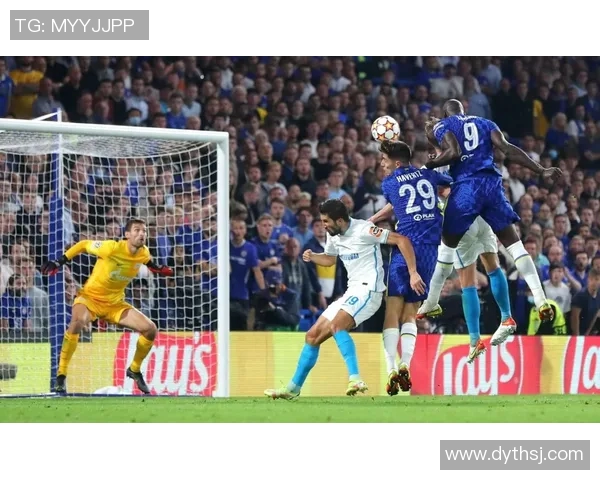 欧冠五人制足球明星阵容盘点 探索顶级球员的辉煌成就与精彩表现 欧冠五人制足球明星阵容盘点 探索顶级球员的辉煌成就与精彩表现