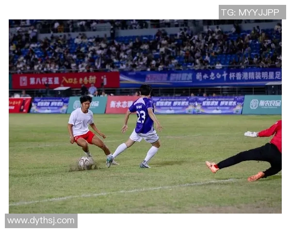 足球球星实战配合技巧解析与战术协作的完美融合 足球球星实战配合技巧解析与战术协作的完美融合